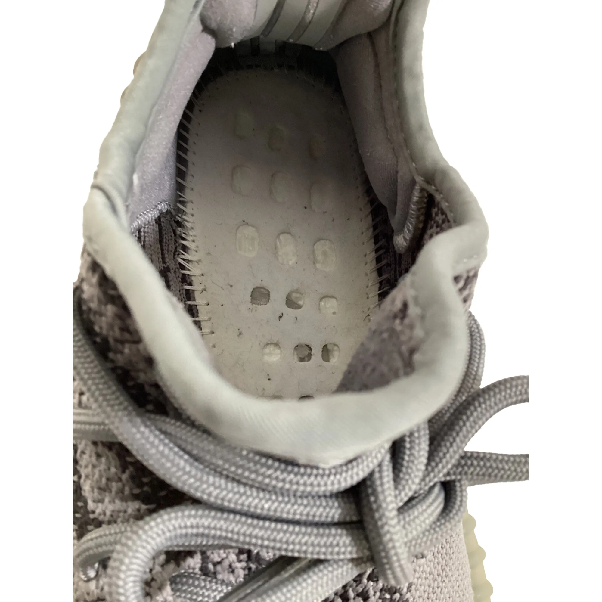 Adidas Yeezy Boost 350 V2 Sneakers in Grey Synthetic