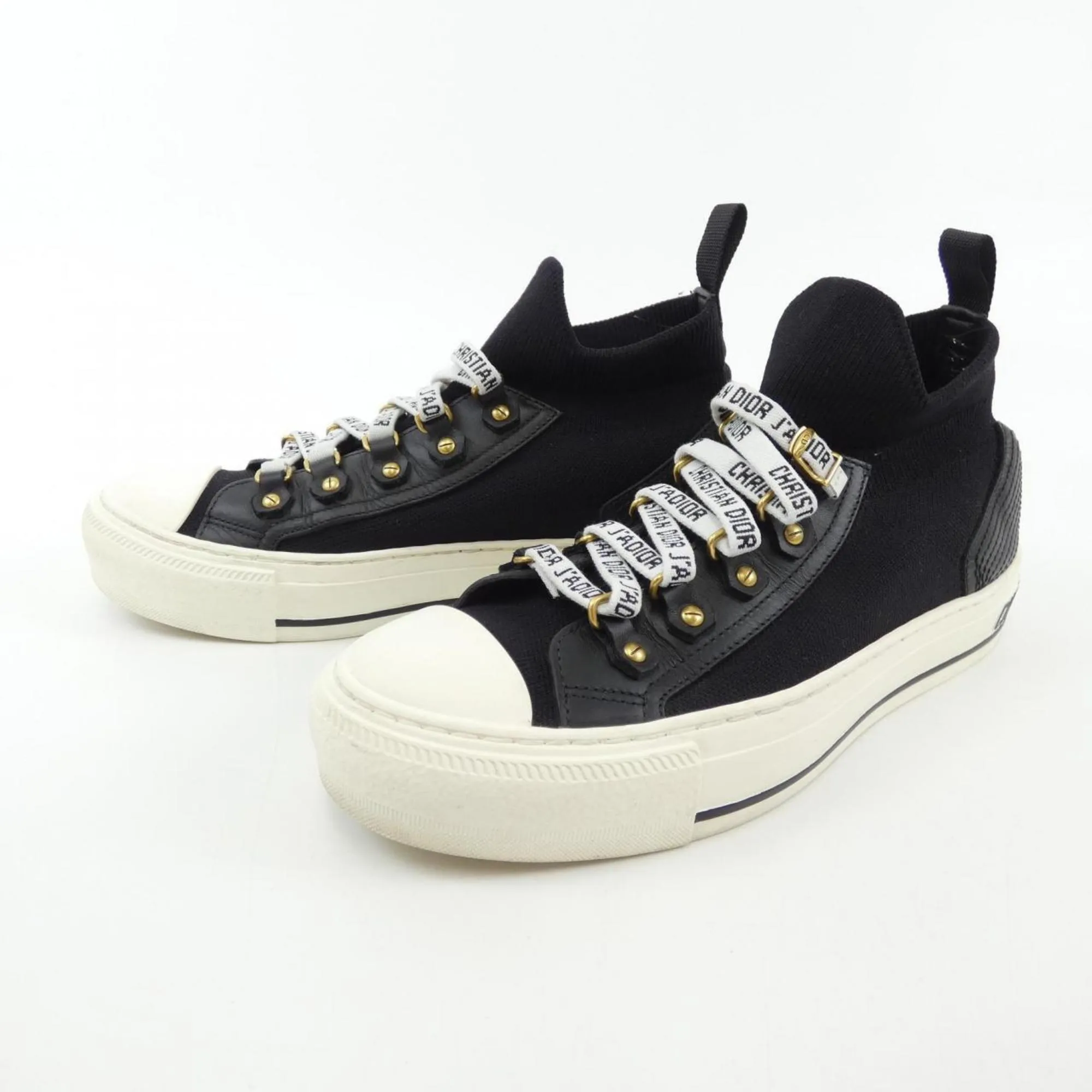 Christian Dior Sneakers (Pre-Owned)