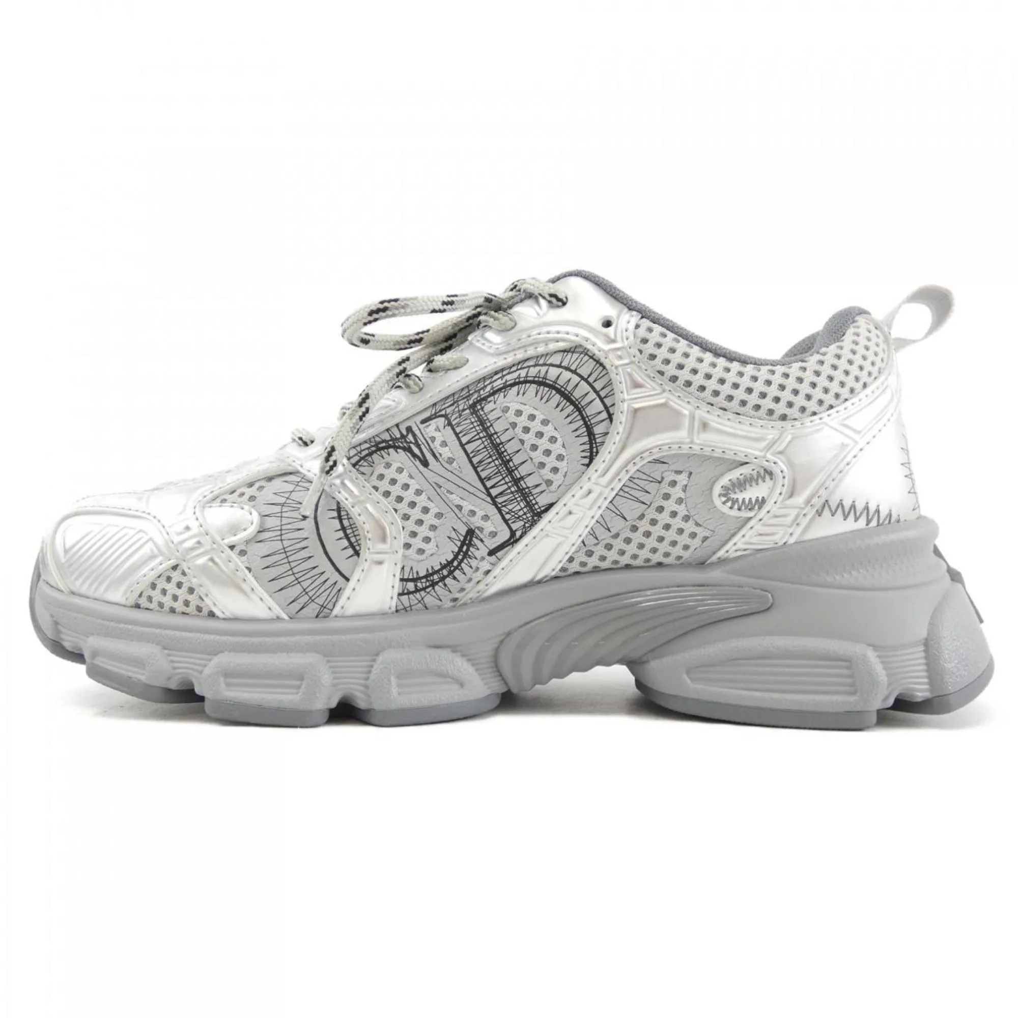 Christian Dior Sneakers (Pre-Owned)