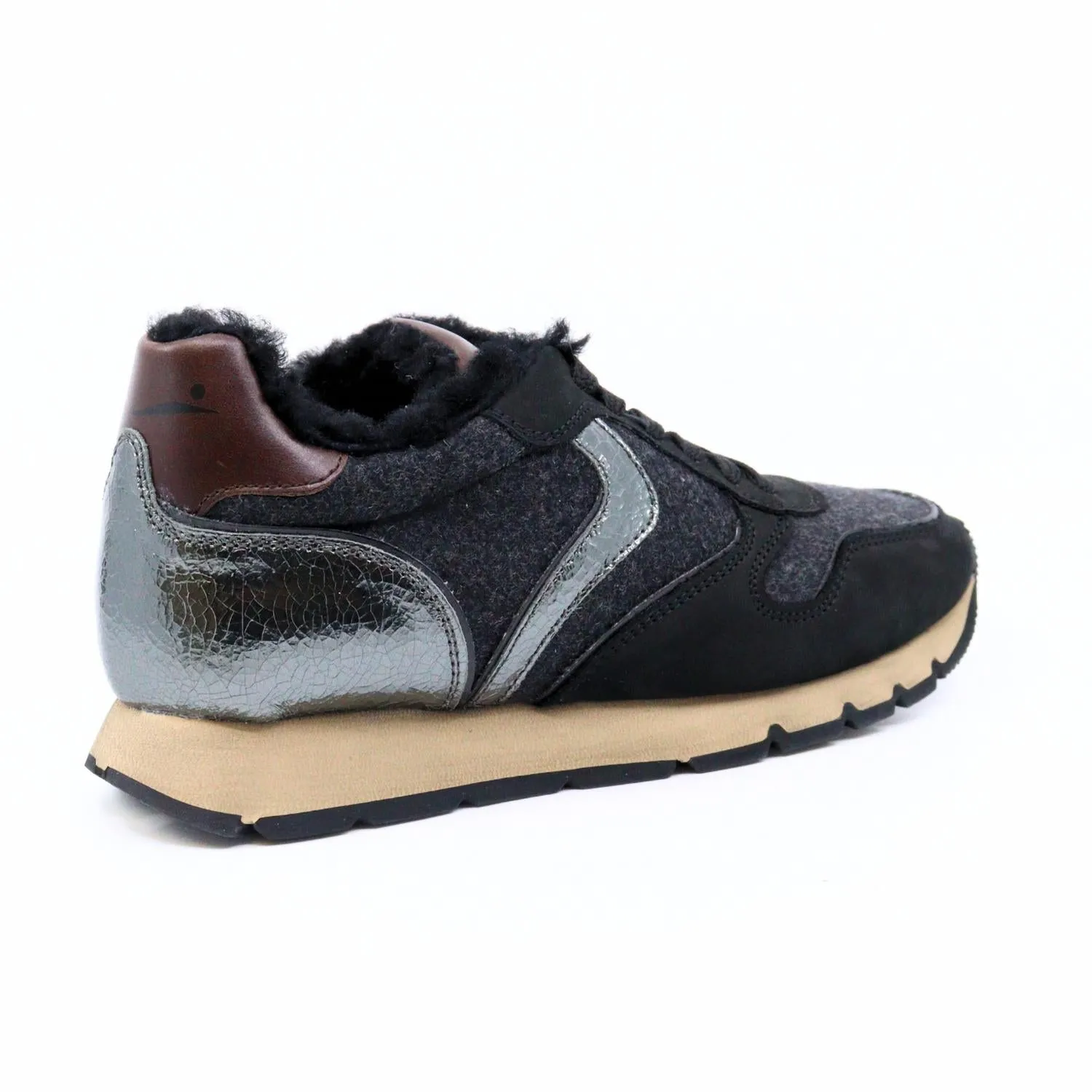Julia Fur Sneakers In Black