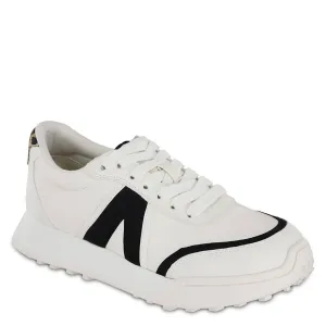 Out On The Town Sneakers In White