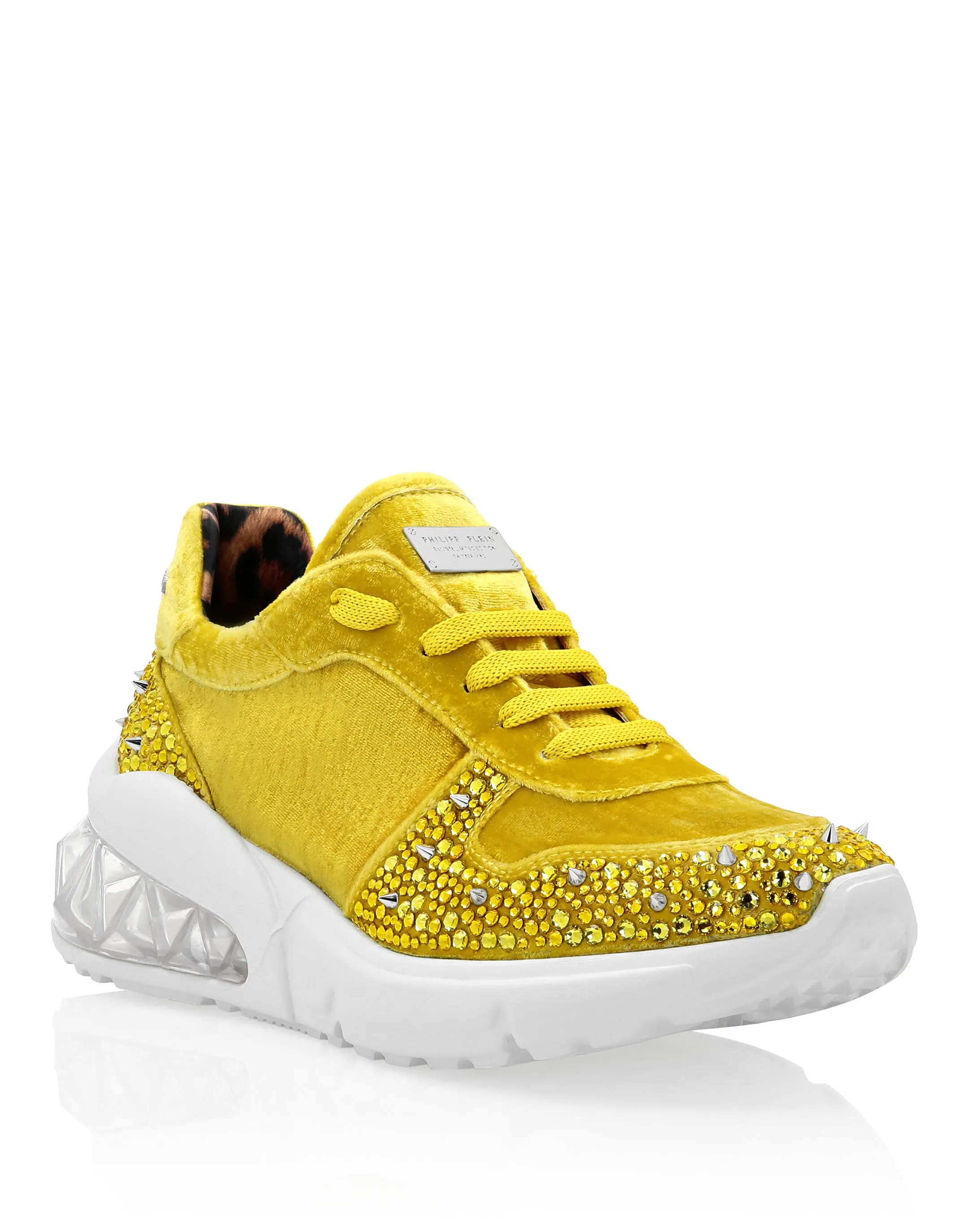 Runner velvet Studs