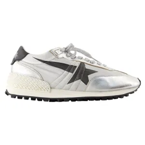 Running Marathon Sneakers - Golden Goose Deluxe Brand - Leather - Silver