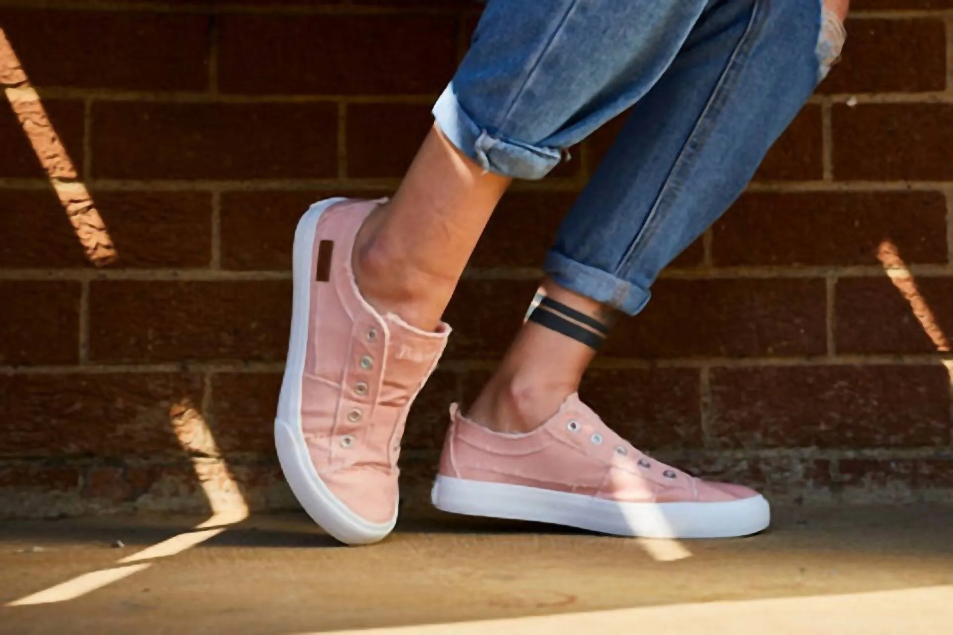 Smoked Twill Sneaker In Dusty Pink Hipster
