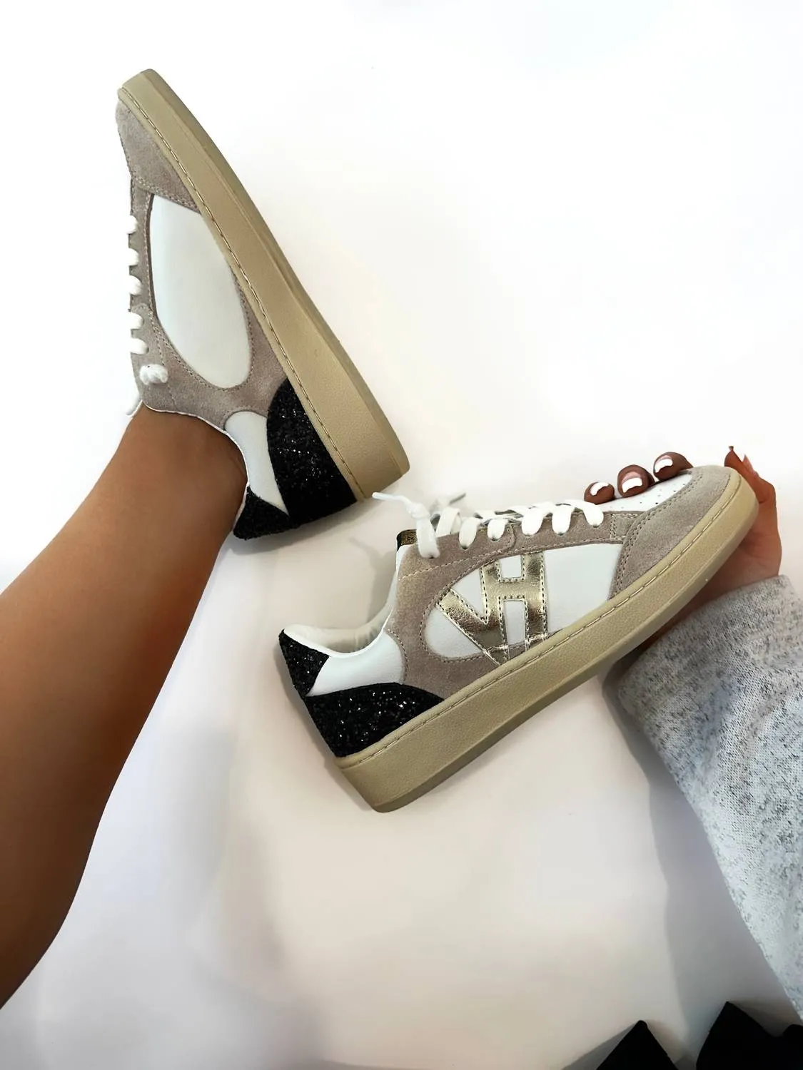 Star Chasing Sparkle Shoes In White