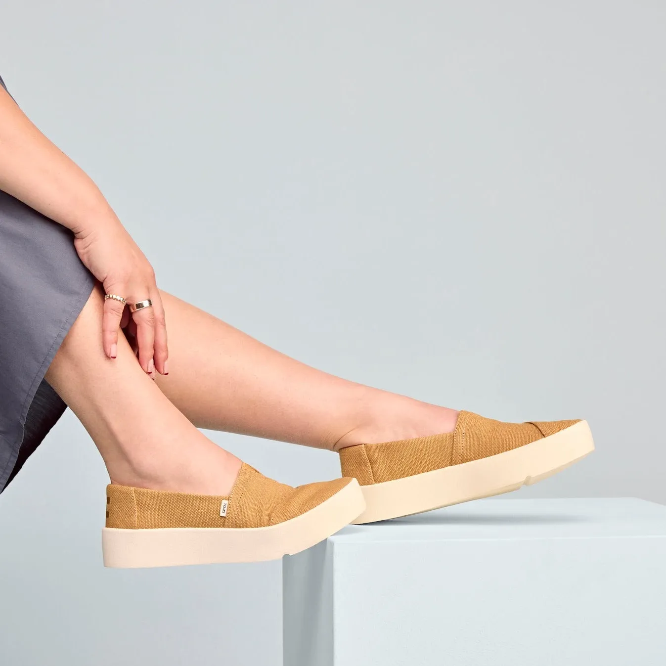 Verona Golden Honey Slip On Sneaker