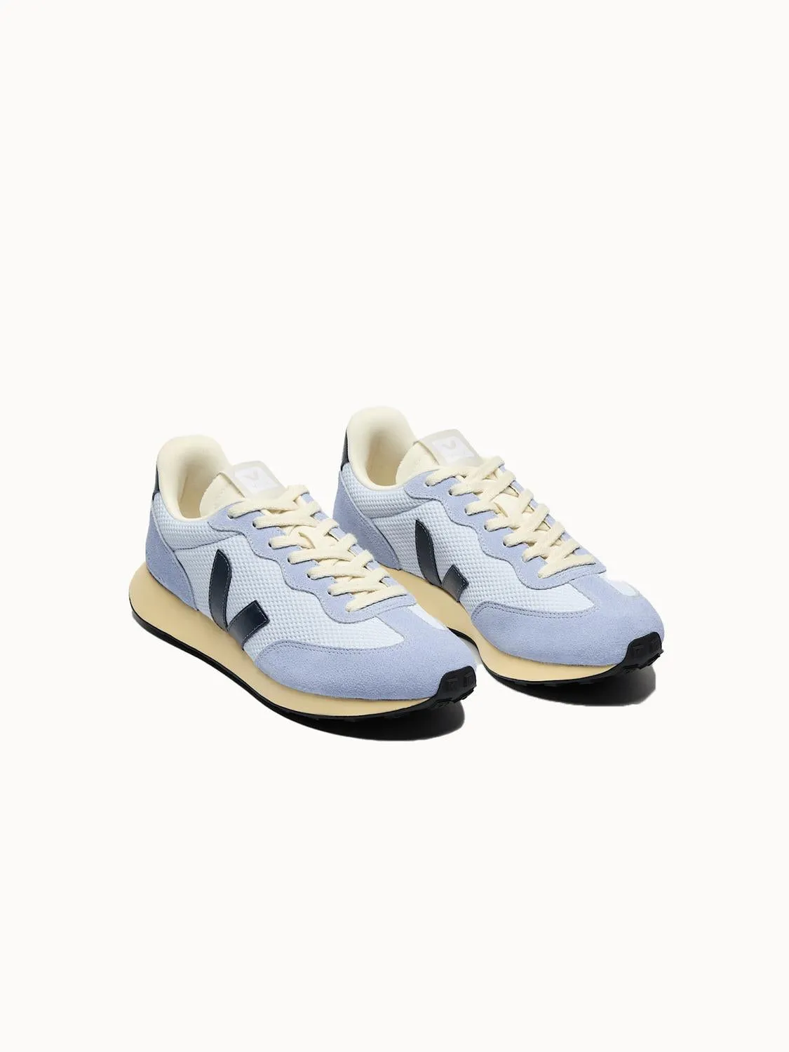 Women Rio Branco Ii Aleovesh Sneakers In Swan Nautico