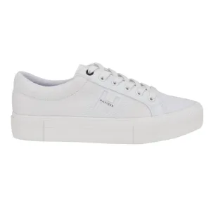 Women's Aconia Sneaker In White