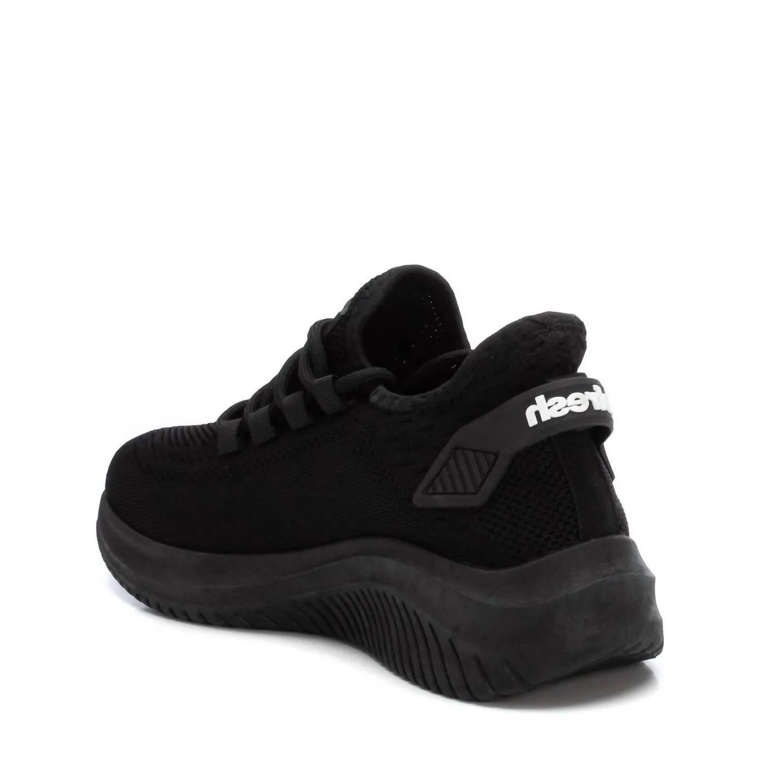 Women's Active Comfort Sneakers In Black