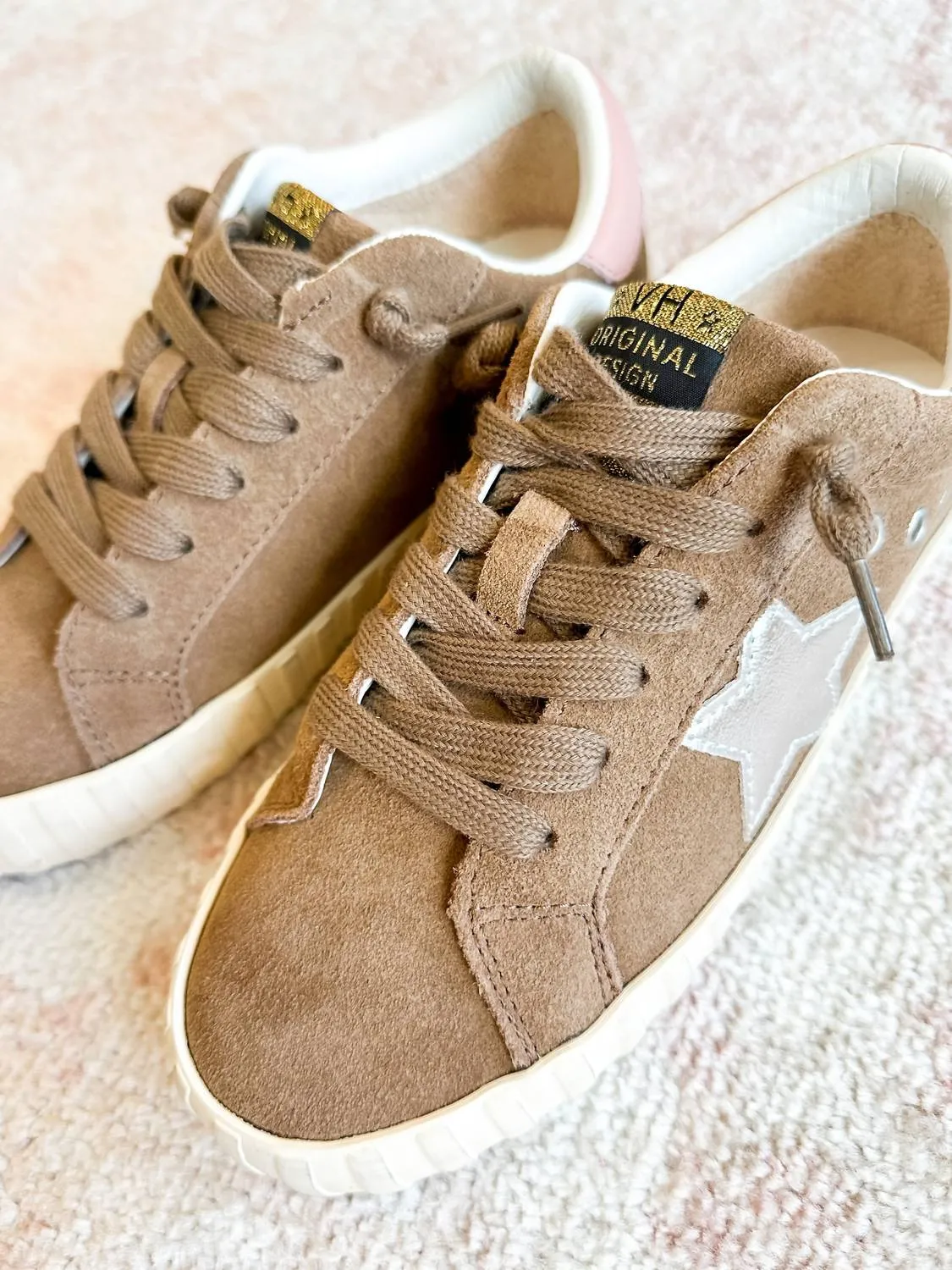 Women's Beyond 2 Star Sneakers In Brown Multi