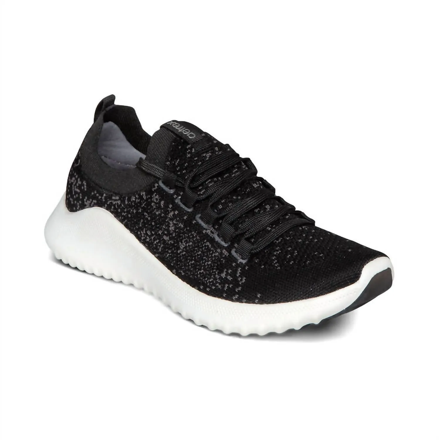 Women's Carly Sneaker In Black