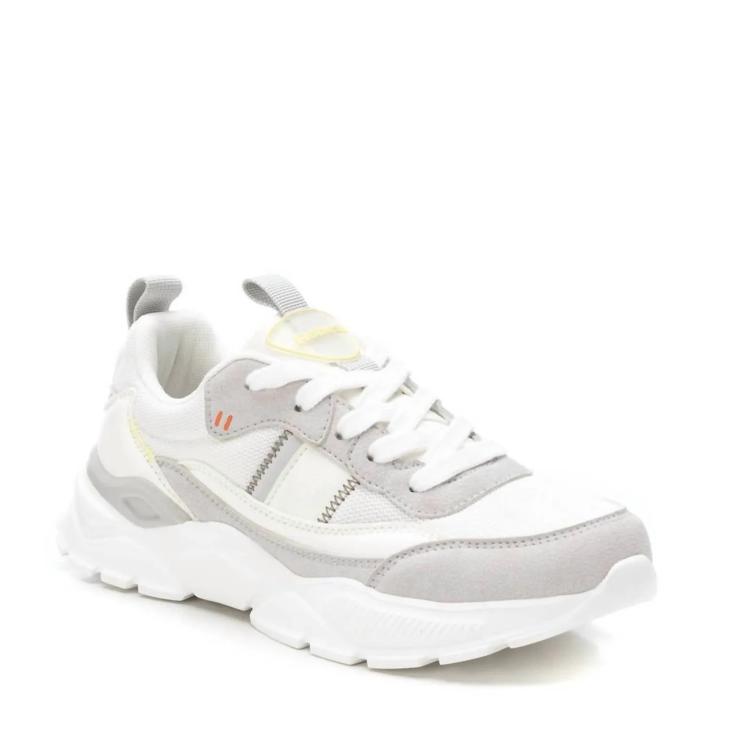 Women's Casual Comfort Sneakers In White
