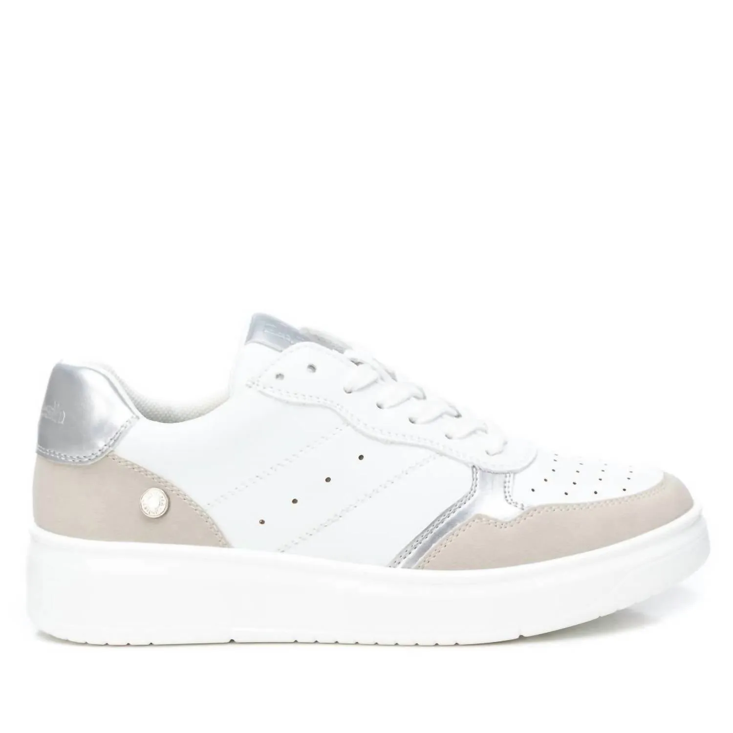 Women's Casual Comfort Sneakers In White
