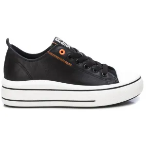 Women's Casual Sneaker In Black