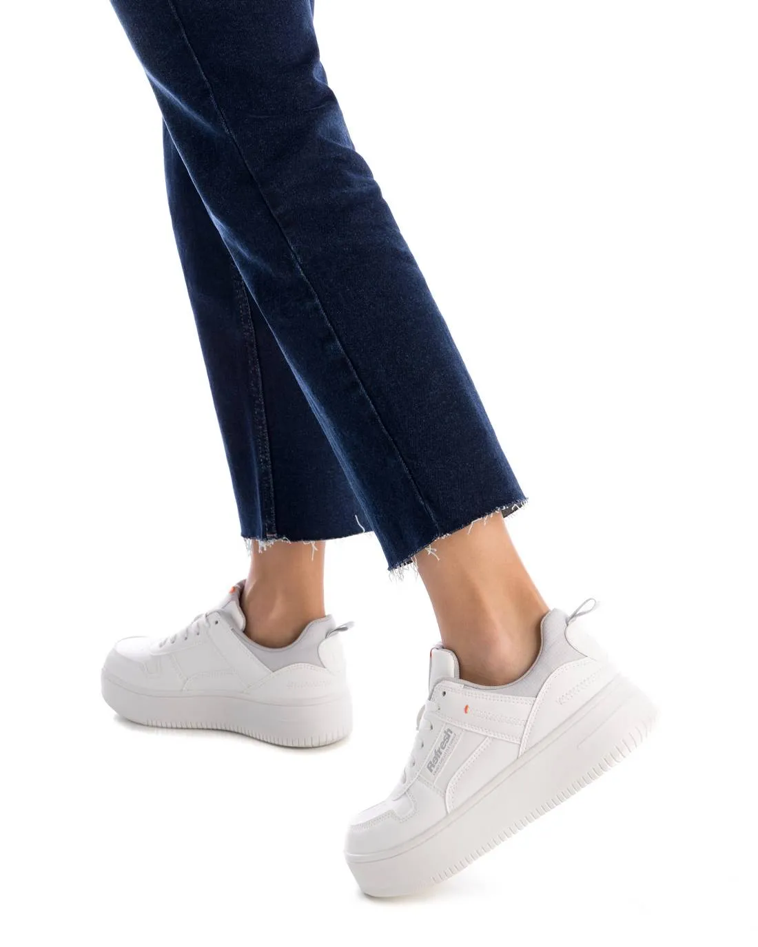 Women's Casual Sneakers By XTI