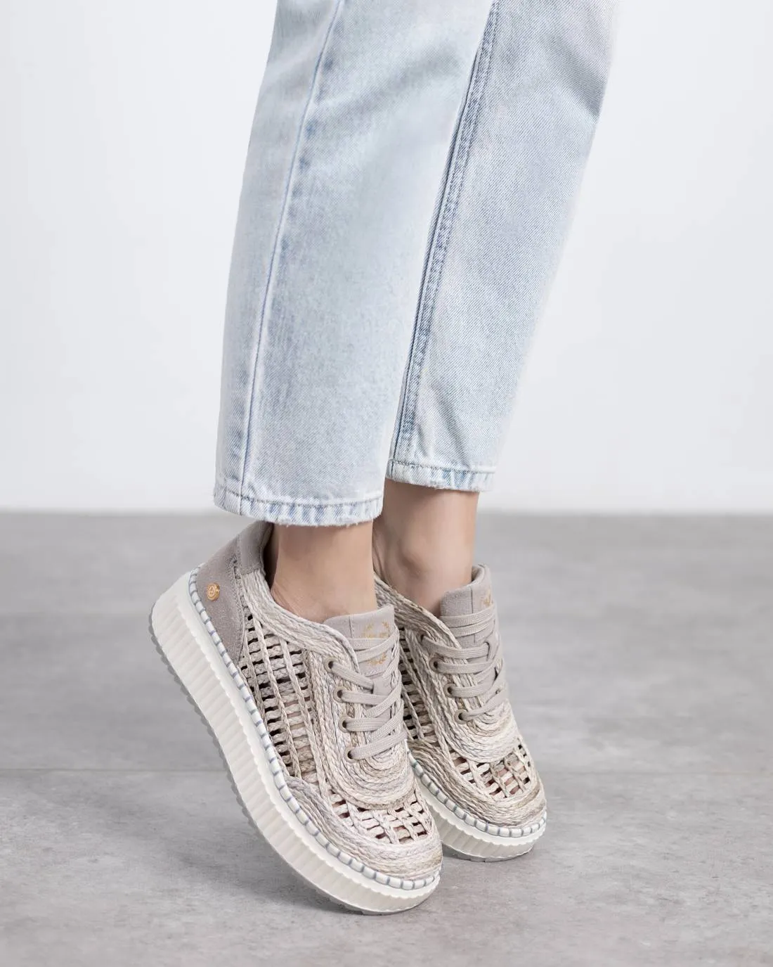 Women's Casual Sneakers By XTI