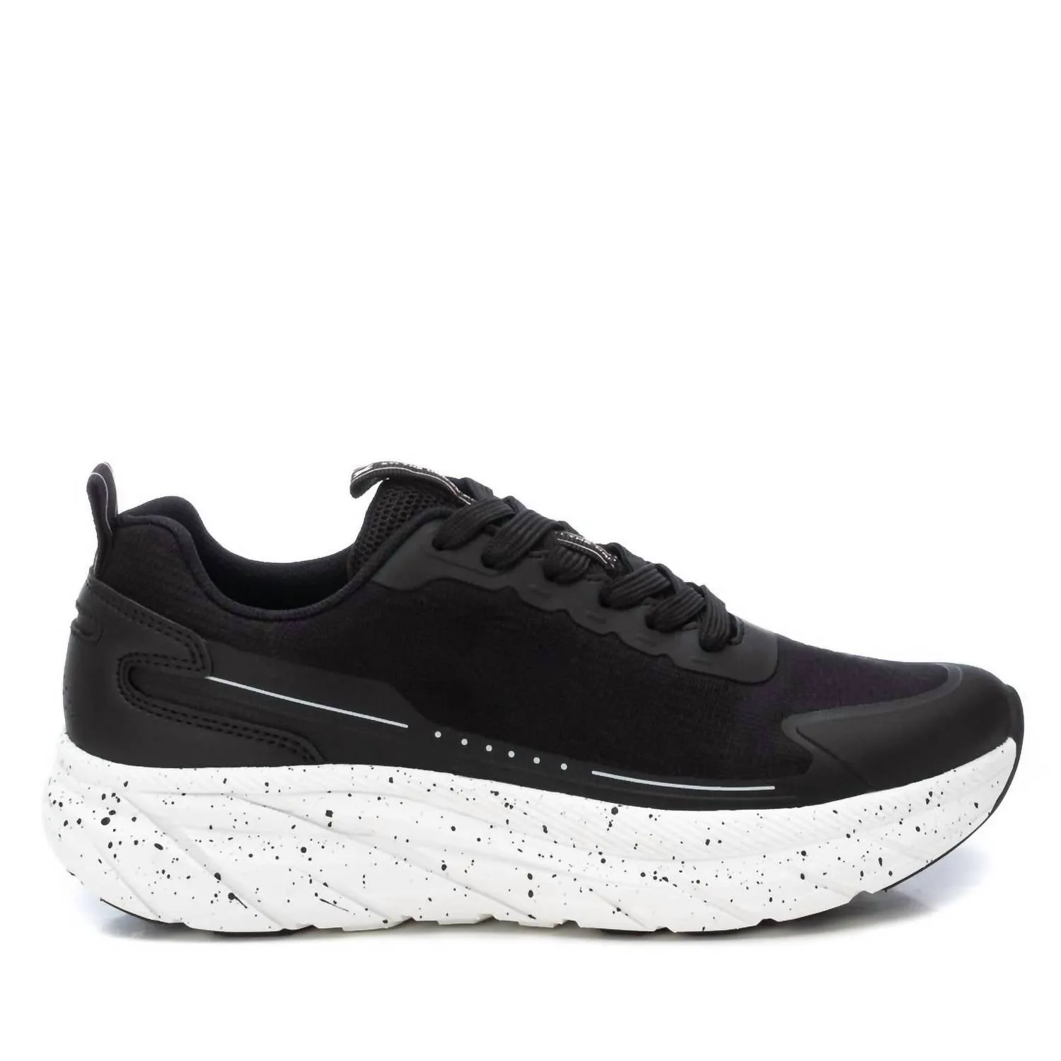 Women's Casual Sneakers In Black