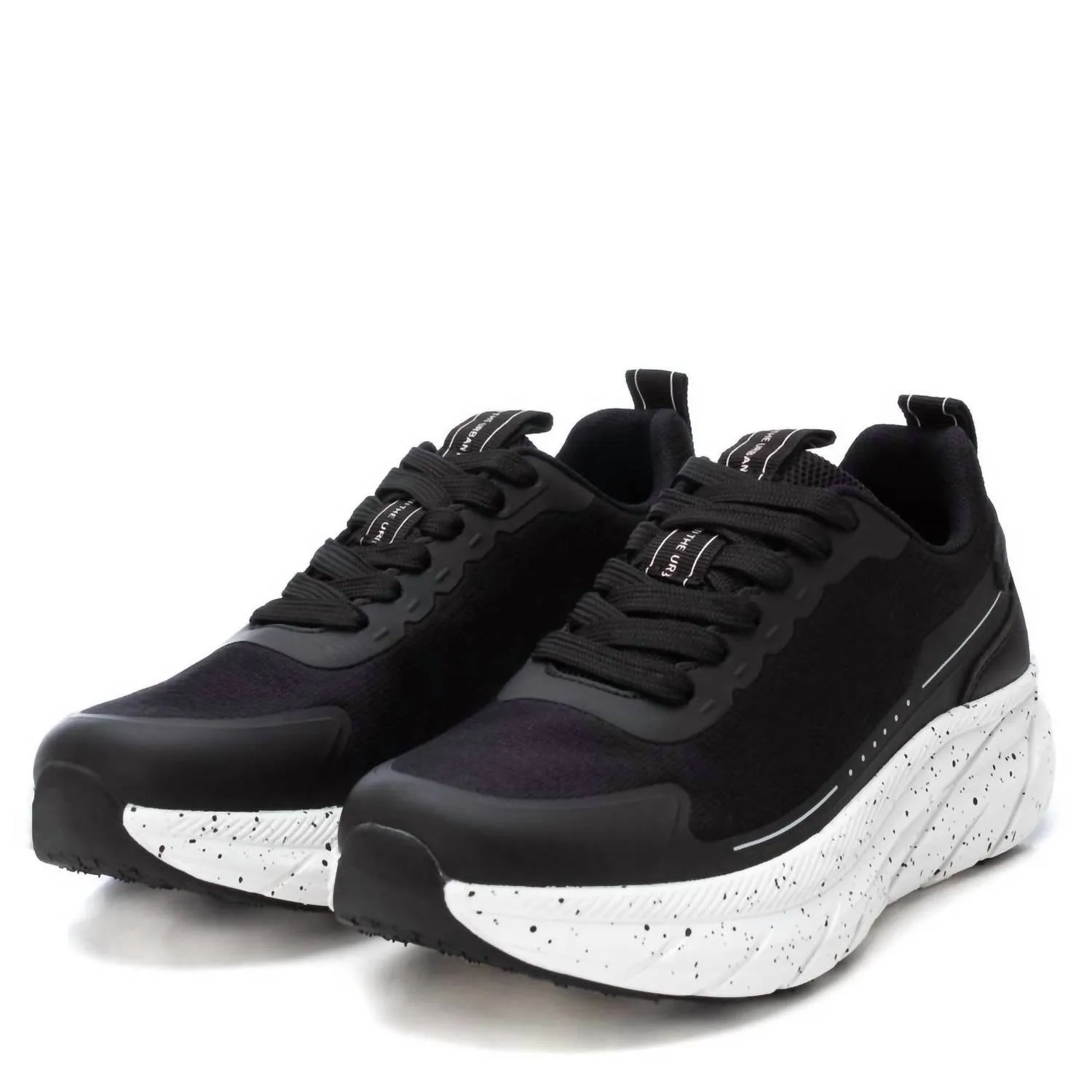 Women's Casual Sneakers In Black