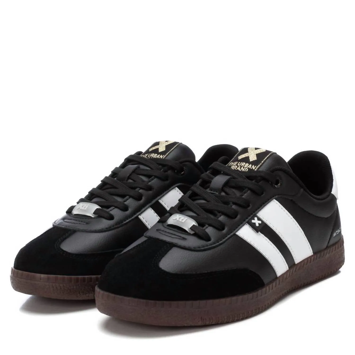 Women's Casual Sneakers In Black