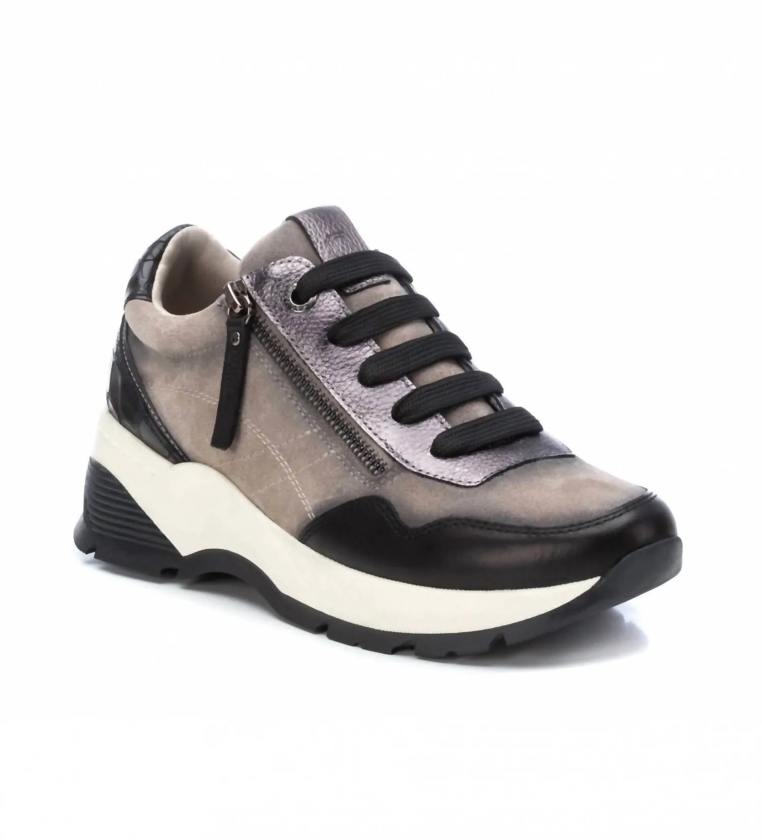 Women's Casual Sneakers In Ice