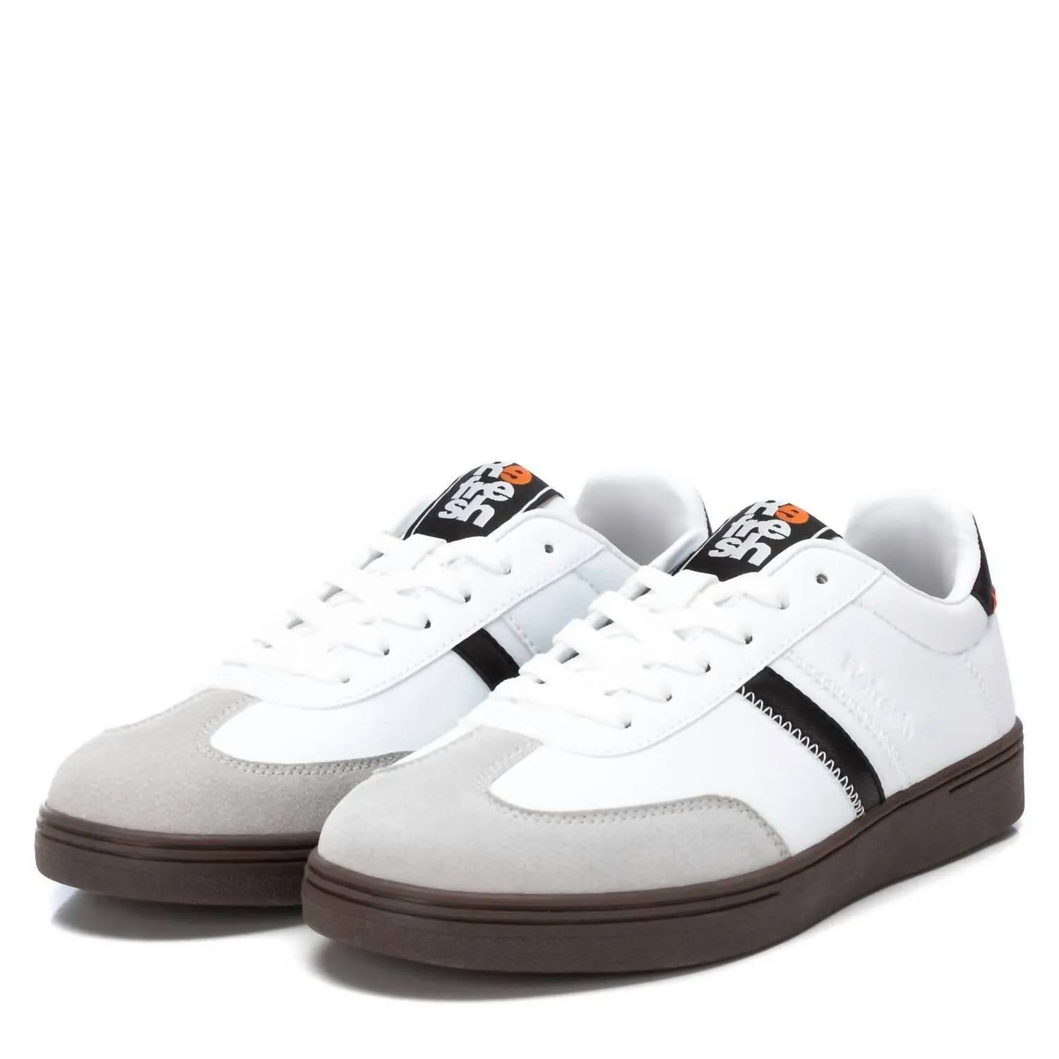 Women's Casual Sneakers In White