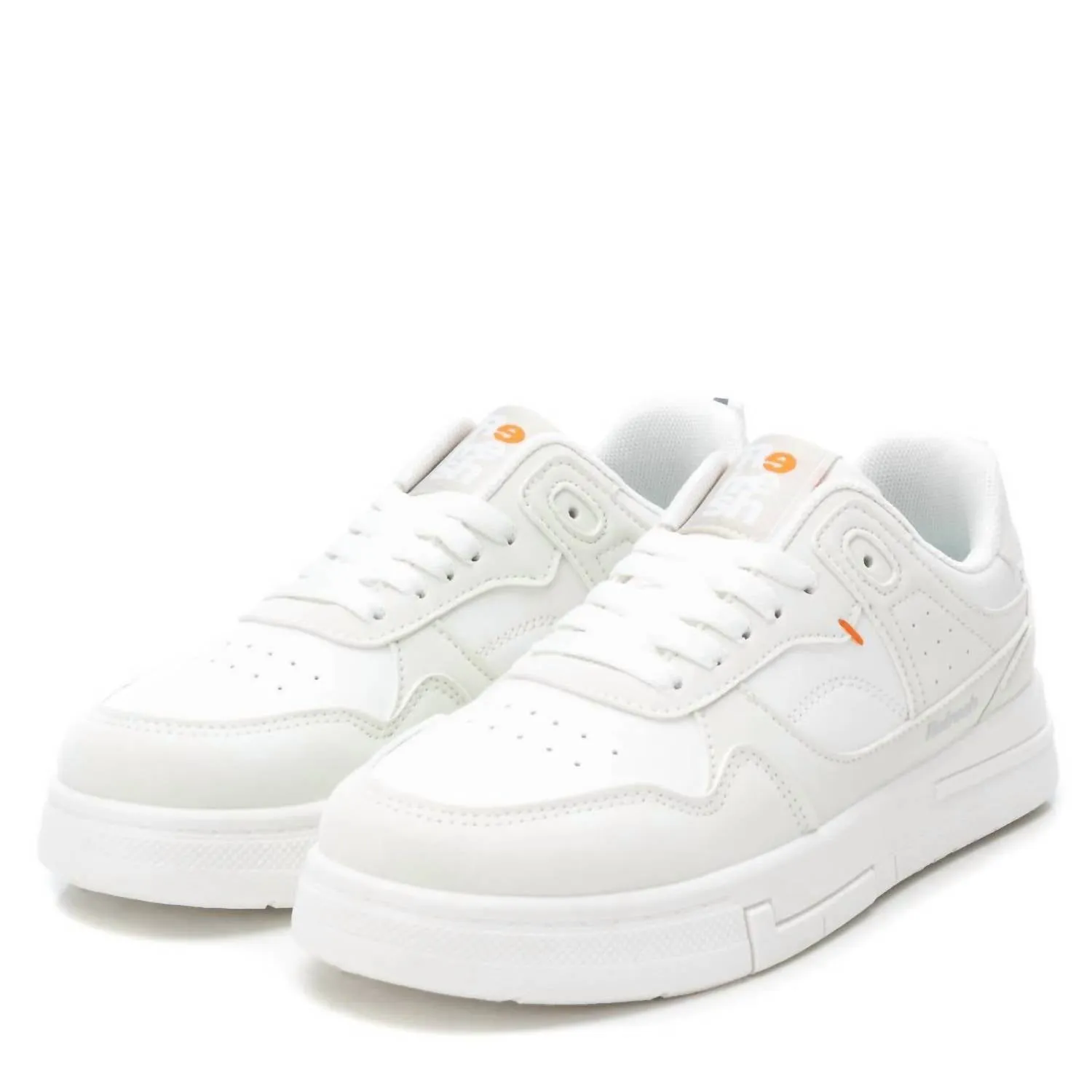 Women's Casual Sneakers In White