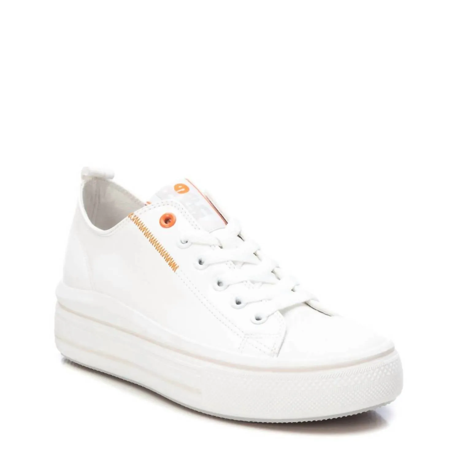 Women's Casual Sneakers In White