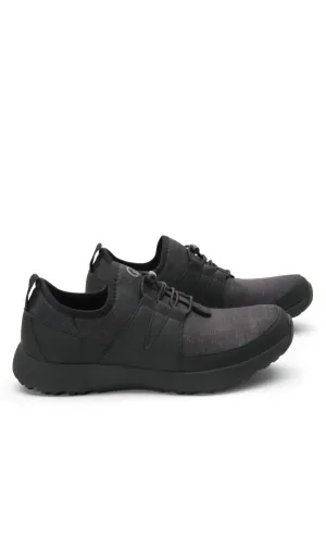 Women's Cynch Sneakers In Black