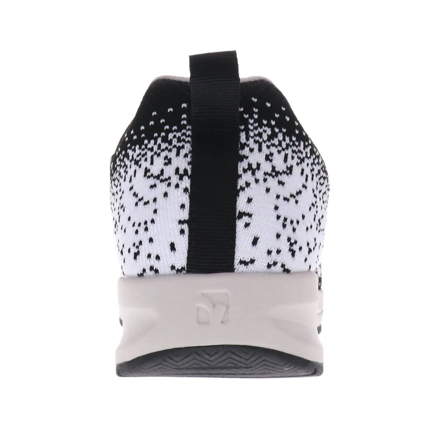 Women's Haiti Lace Up Comfort Sneaker In Revere