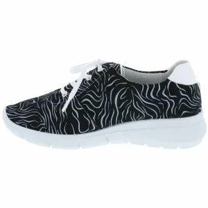 Women's L76 Lightweight Lace-Up Sneaker In Black, White