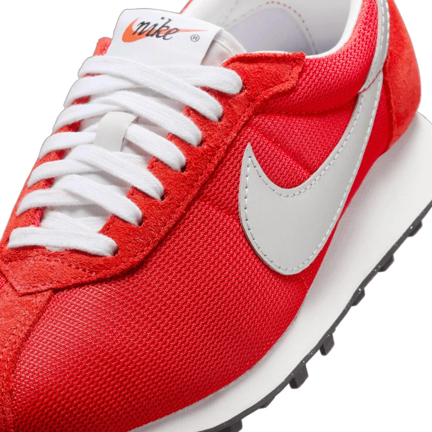 Women's Ld-1000 University Sneaker In Red Metallic Silver