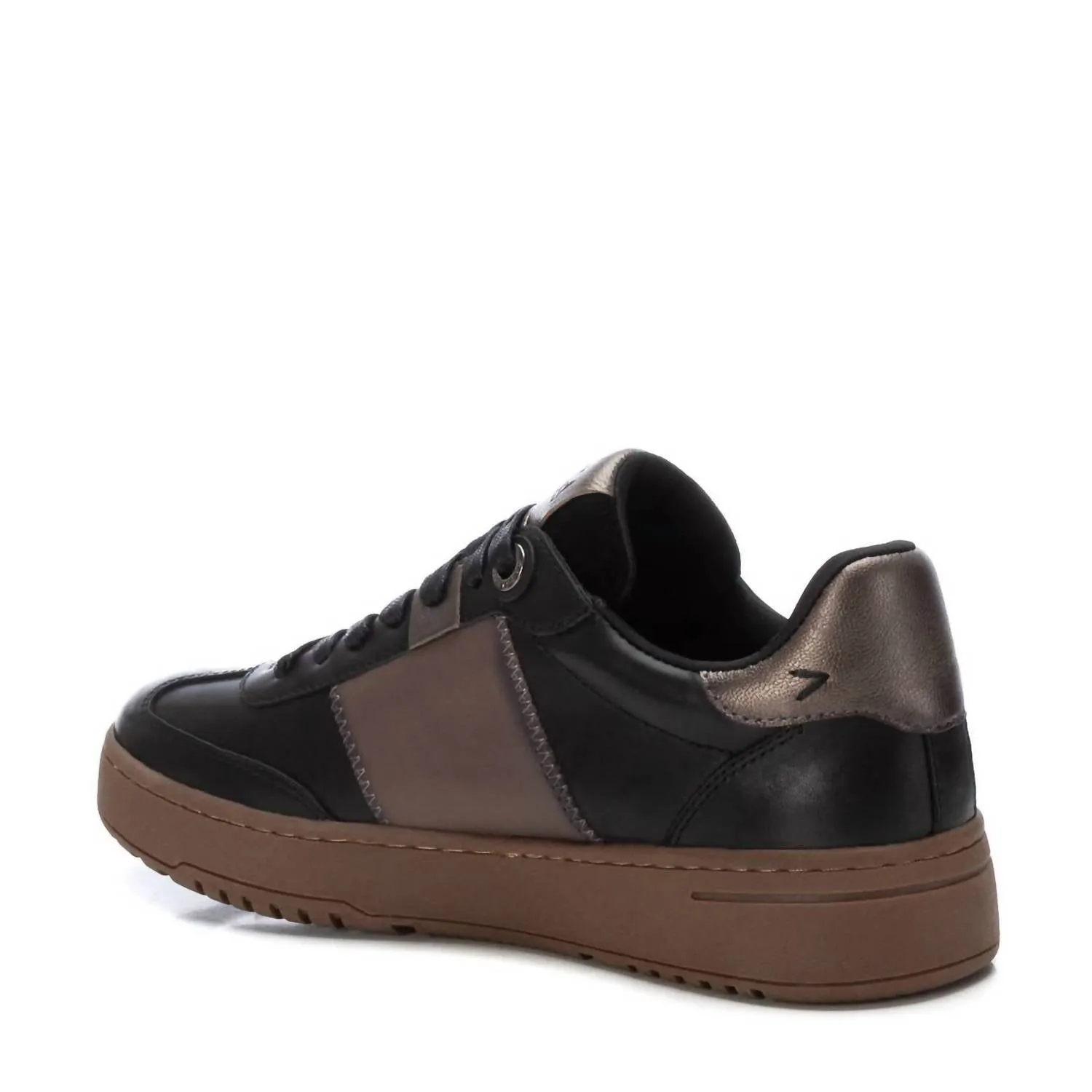 Women's Leather Trainer Sneakers In Black