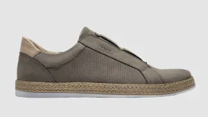 Women's Lifestyle Slip-On Leather Sneakers In Beige