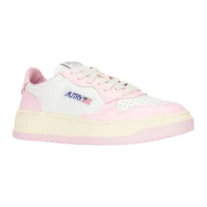 Women's Medalist Low Sneaker In Blush Bride