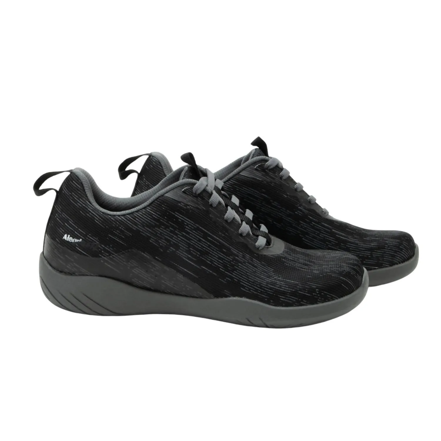 Women's N8Ture Sneakers In Black
