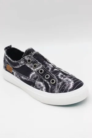 Women's Play Sneakers In Shadow Tie Dye