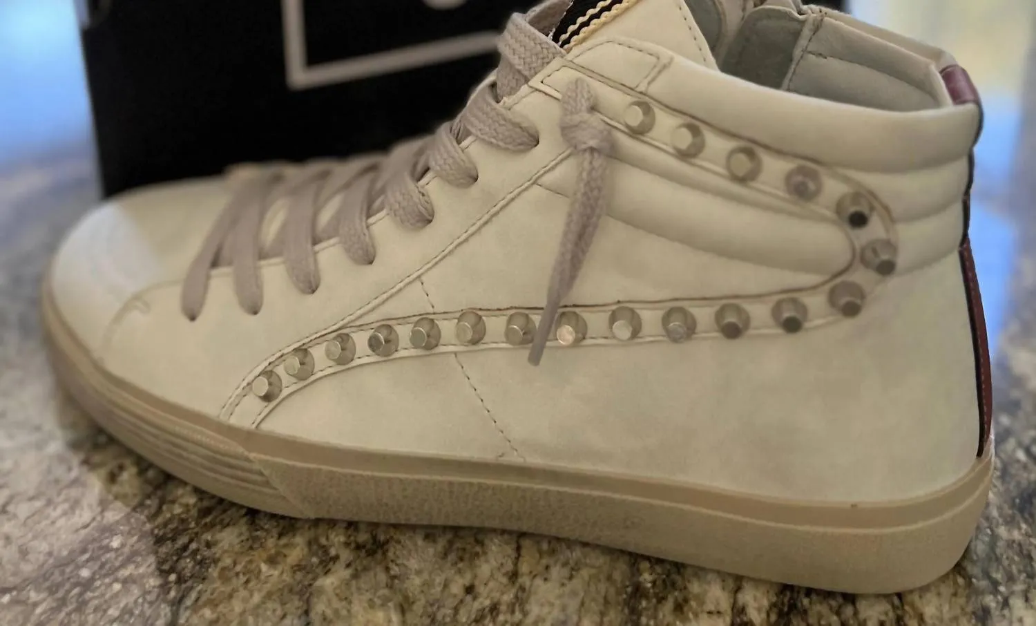 Women's Roxie Sneakers In White