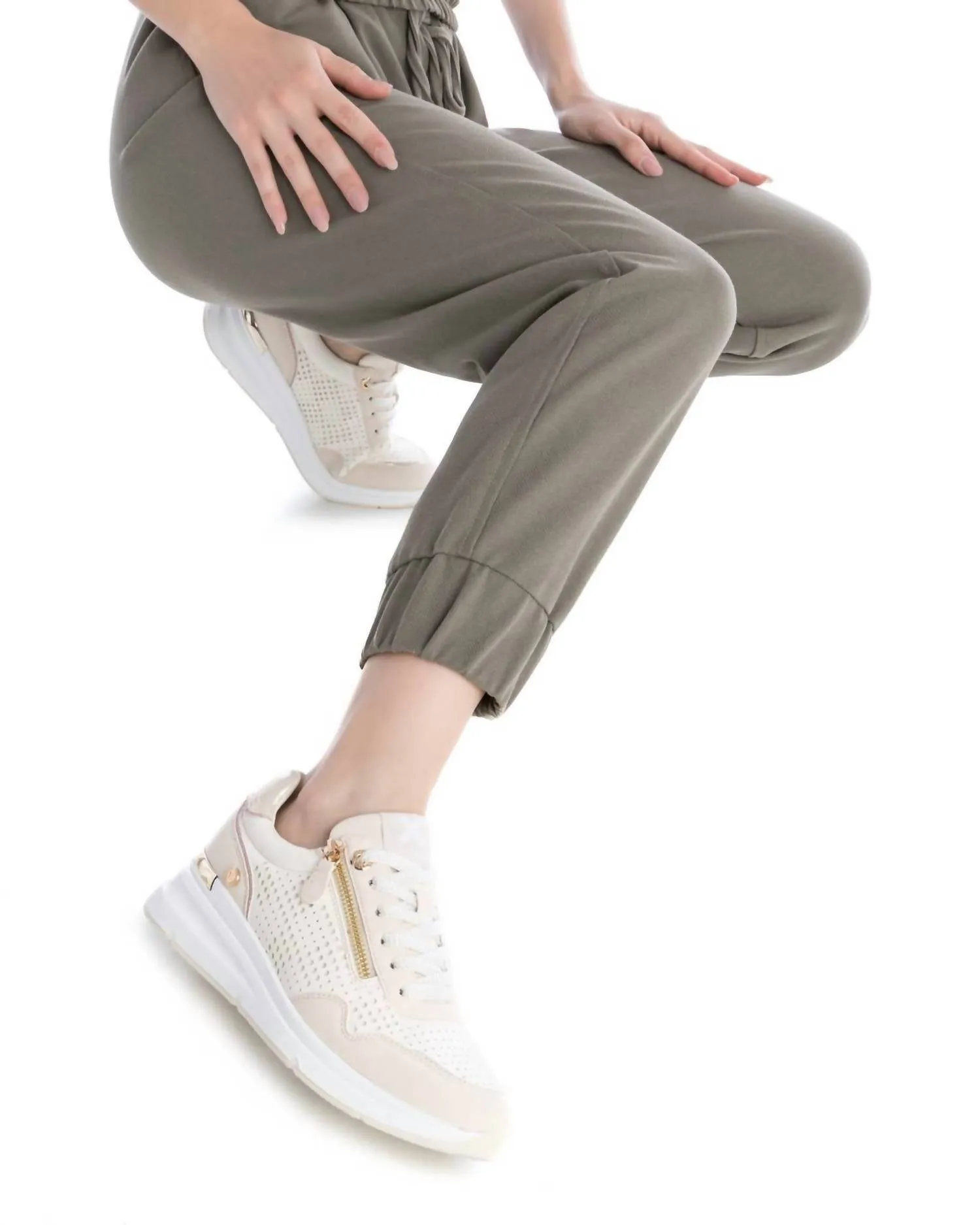 Women's Sneakers In Pink