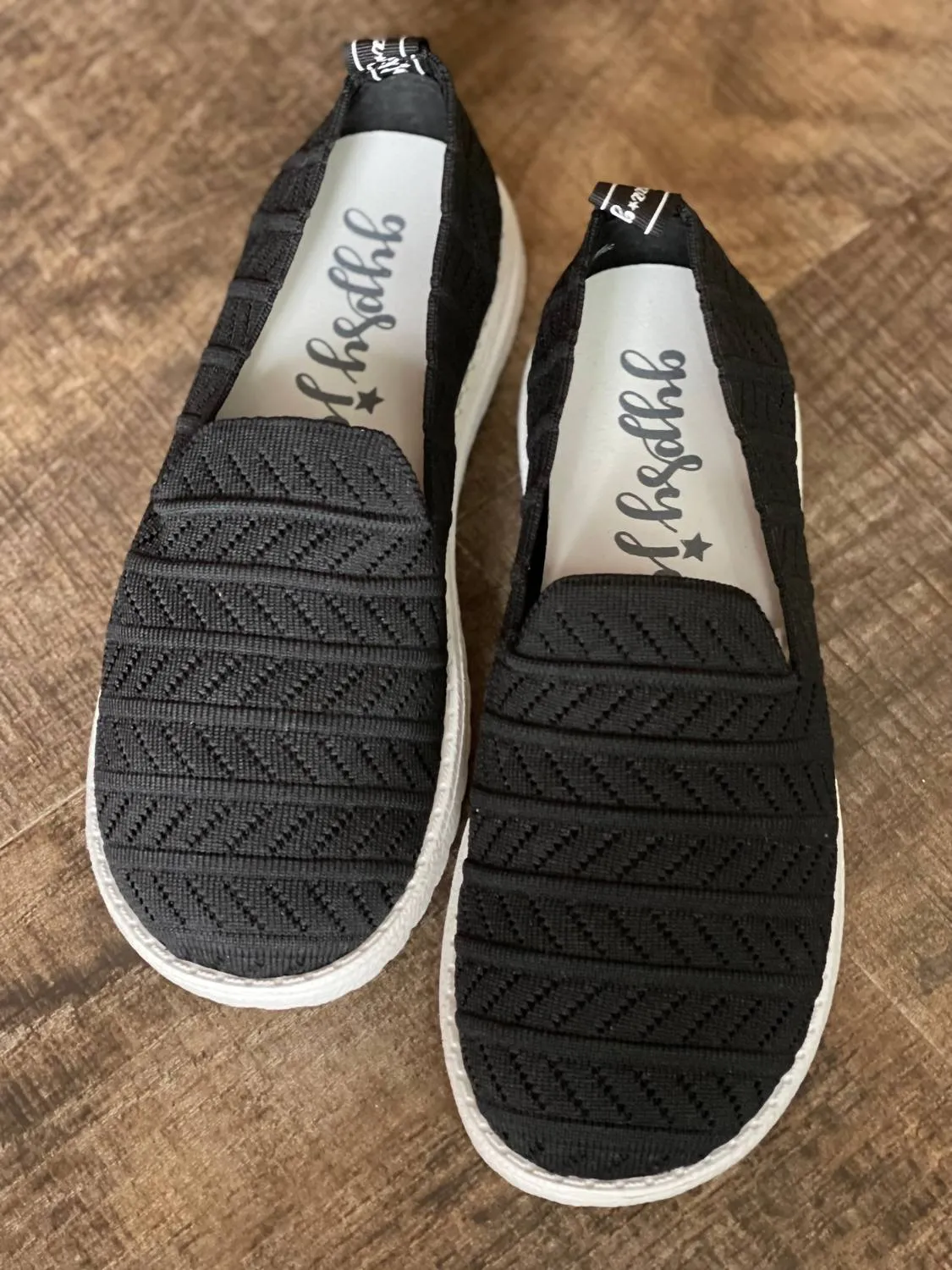 Women's Swift Sneaker In Black
