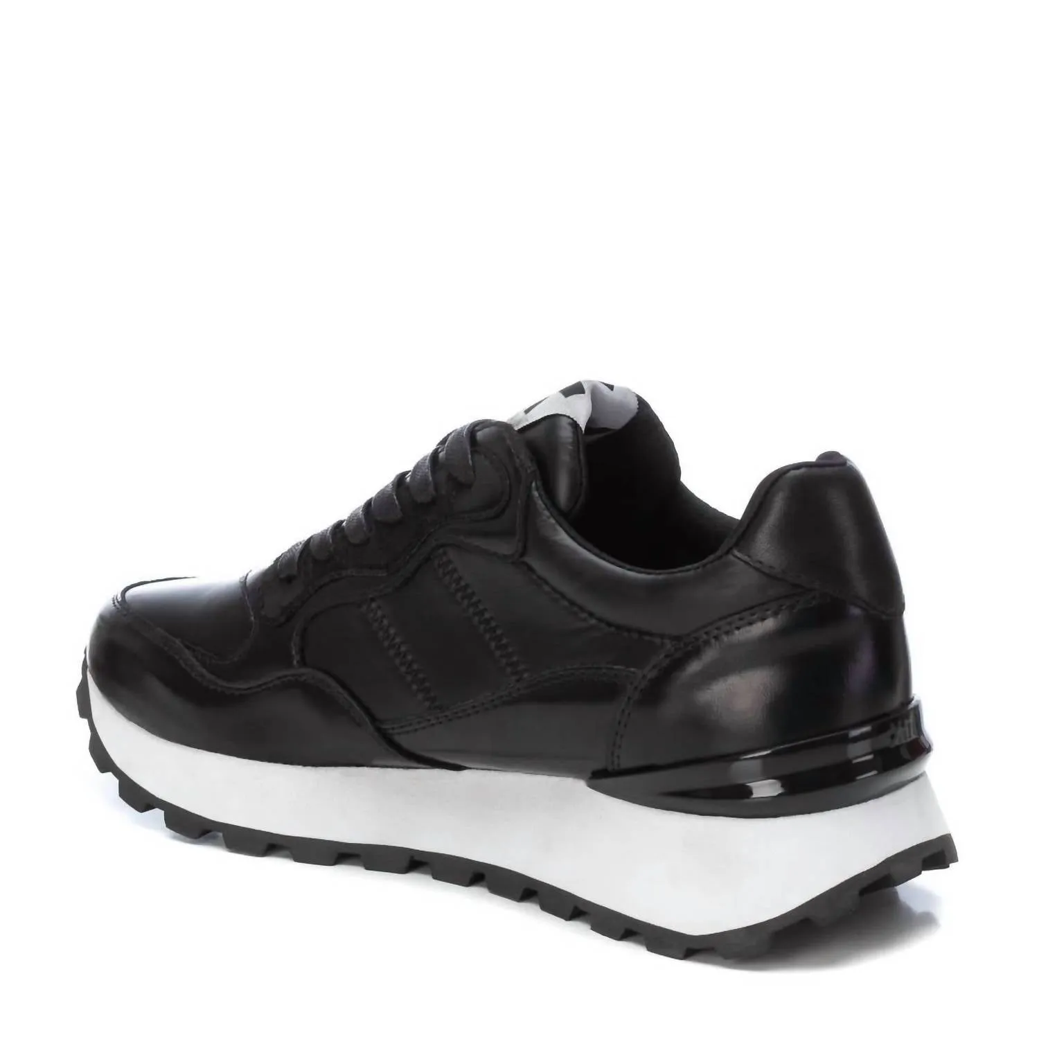 Women's Trainer Sneakers In Black