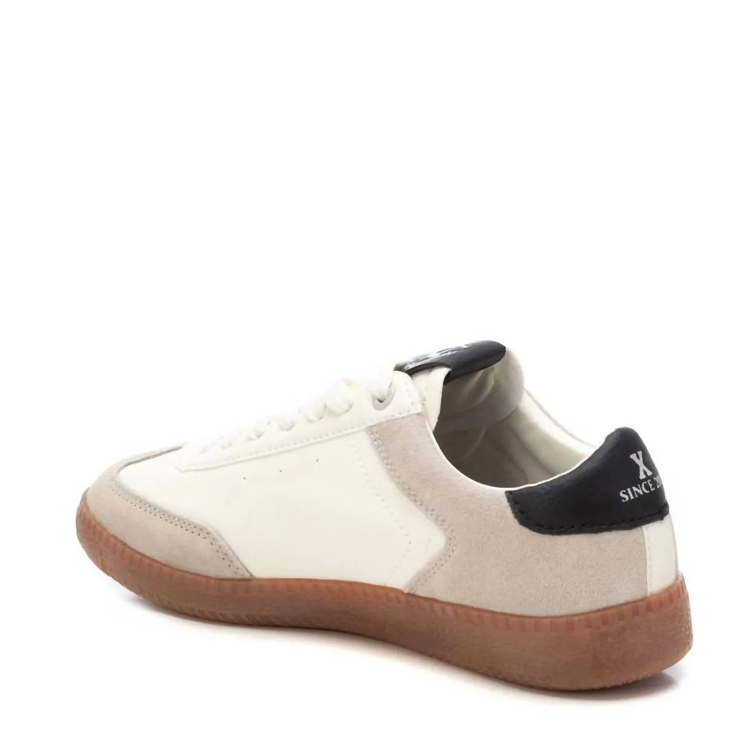 Women's Trainer Sneakers In Black