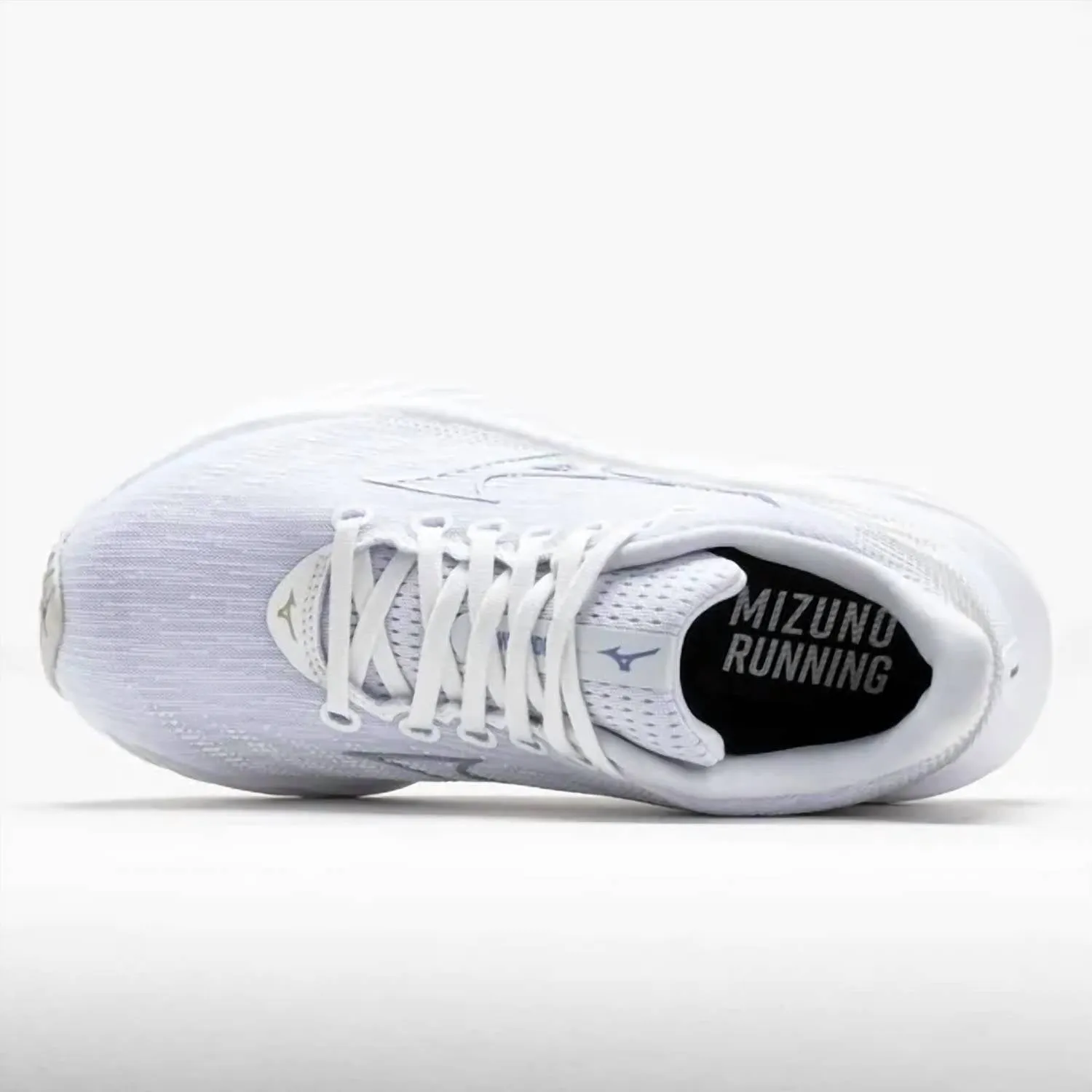 Women's Wave Rider 28 Sneakers In White/nimbus Cloud
