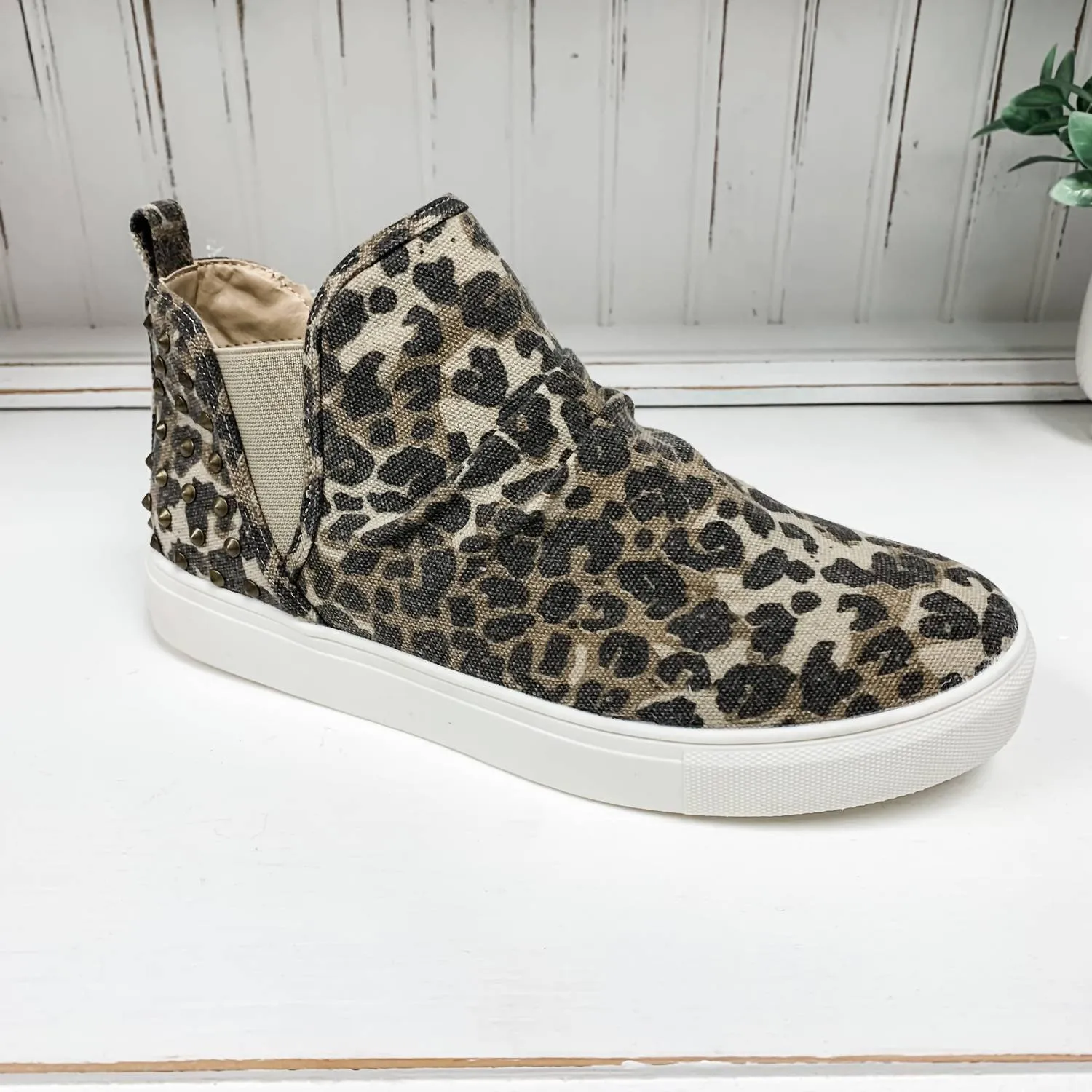 Zoey Women's Slip On Shoes In Leopard